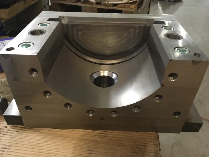 forma-pro-lisovani-01